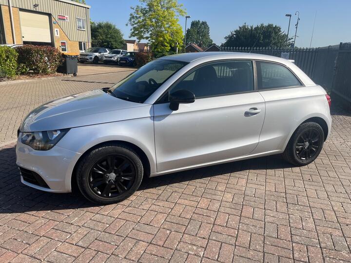 Audi A1 1.6 TDI SE Euro 5 (s/s) 3dr