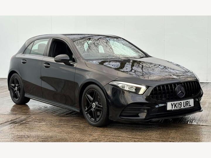 Mercedes-Benz A-CLASS 1.5 A180d AMG Line 7G-DCT Euro 6 (s/s) 5dr Mercedes-Benz A-CLASS 1.5 A180d AMG Line 7G-DCT Euro 6 (s/s) 5dr