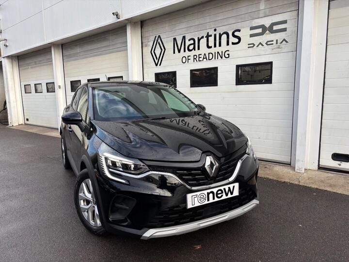 Renault Captur 1.0 TCe Iconic Euro 6 (s/s) 5dr Renault Captur 1.0 TCe Iconic Euro 6 (s/s) 5dr