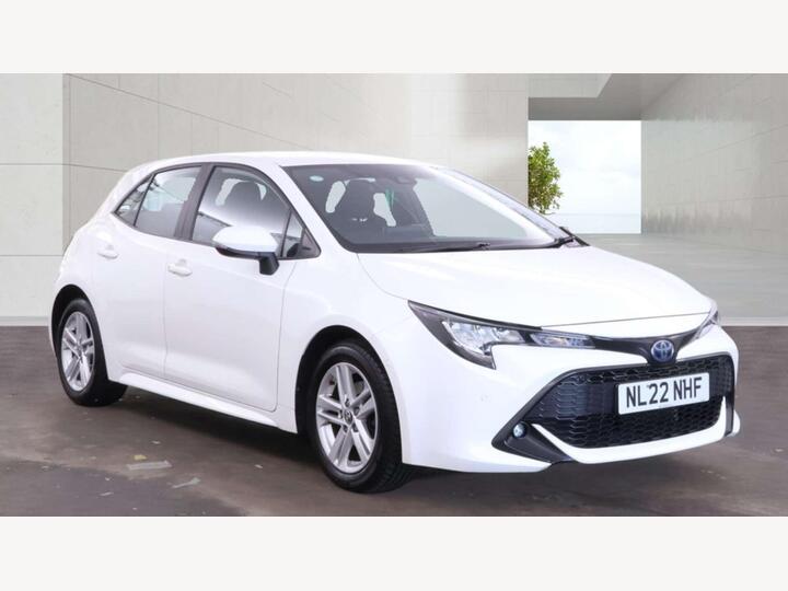 Toyota COROLLA 1.8 VVT-h Icon Tech CVT Euro 6 (s/s) 5dr