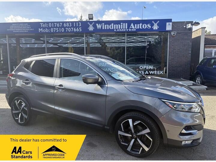 Nissan QASHQAI 1.3 DIG-T Tekna Euro 6 (s/s) 5dr