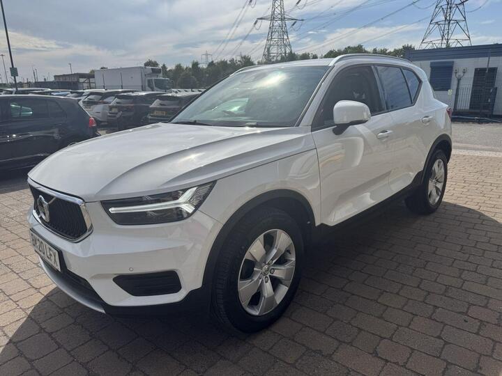 Volvo XC40 1.5 T3 Momentum Auto Euro 6 (s/s) 5dr