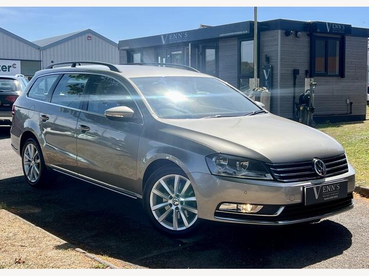 Volkswagen PASSAT 2.0 TDI BlueMotion Tech Executive Euro 5 (s/s) 5dr