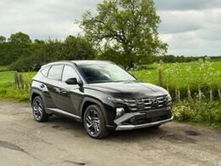 Hyundai TUCSON 1.6T Hybrid Black Line Auto Euro 6 (s/s) 5dr