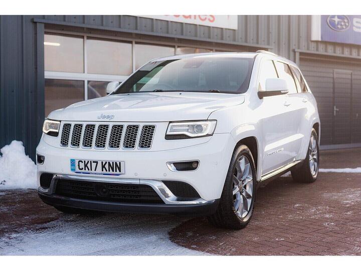 Jeep Grand Cherokee 3.0 V6 CRD Summit Auto 4WD Euro 6 5dr Jeep Grand Cherokee 3.0 V6 CRD Summit Auto 4WD Euro 6 5dr