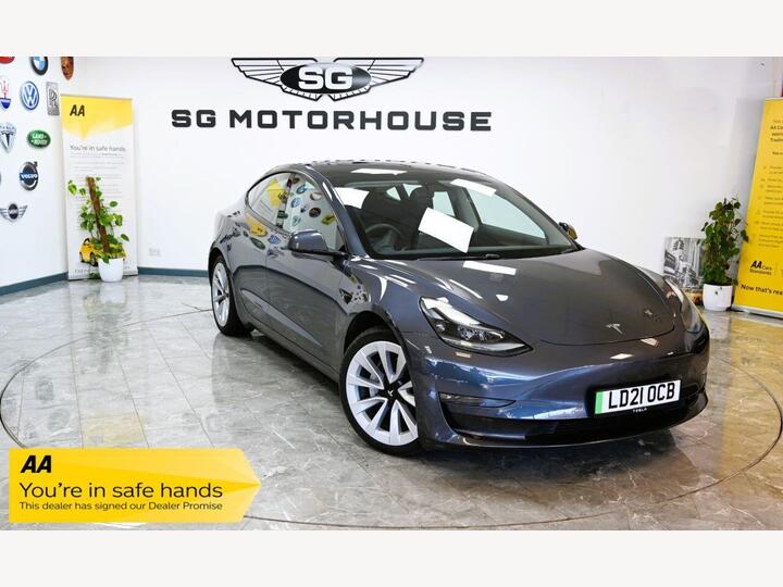 Tesla Model 3 (Dual Motor) Long Range Auto 4WDE 4dr Tesla Model 3 (Dual Motor) Long Range Auto 4WDE 4dr