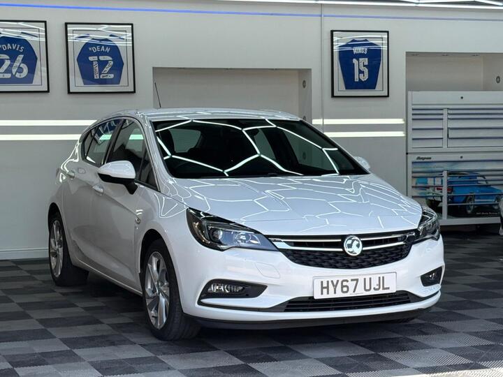 Vauxhall Astra 1.4i SRi Euro 6 5dr