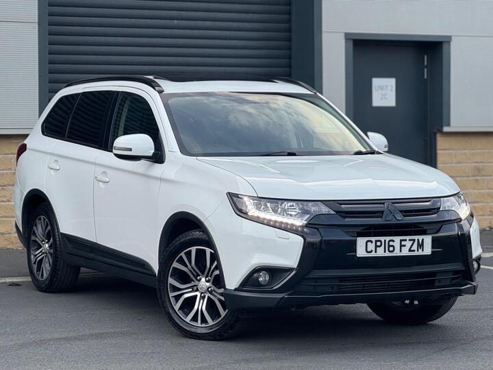 Mitsubishi Outlander 2.2 DI-D GX4 4WD Euro 6 (s/s) 5dr Mitsubishi Outlander 2.2 DI-D GX4 4WD Euro 6 (s/s) 5dr