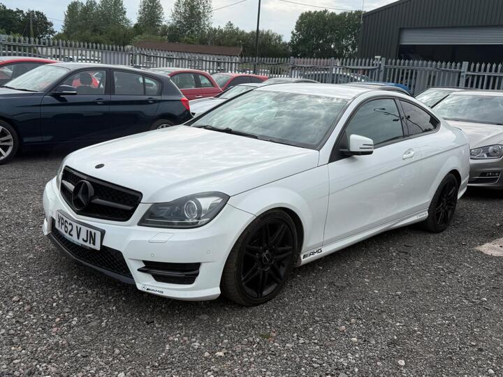 Mercedes-Benz C Class 2.1 C220 CDI BlueEfficiency AMG Sport Plus G-Tronic+ Euro 5 (s/s) 2dr