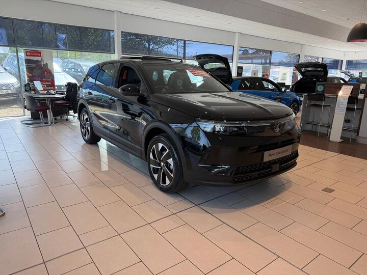 Vauxhall Grandland 1.2 Ultimate E-DCT Euro 6 (s/s) 5dr