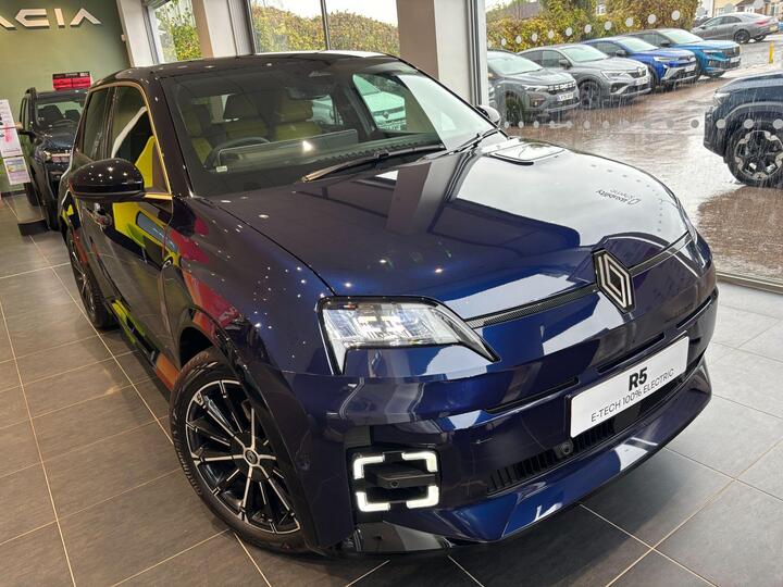 Renault 5 E-Tech Electric Urban Range 40kWh Iconic Five Auto 5dr