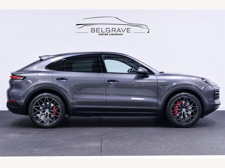Porsche Cayenne 3.0 V6 E-Hybrid 25.9kWh TiptronicS 4WD Euro 6 (s/s) 5dr