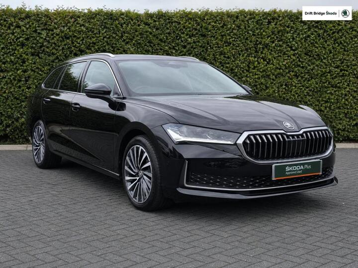 Skoda Superb 1.5 TSI IV 25.7kWh Laurin & Klement DSG Euro 6 (s/s) 5dr
