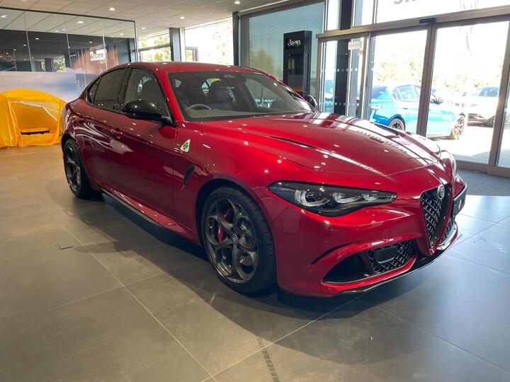 Alfa Romeo Giulia 2.9 V6 Bi-Turbo Quadrifoglio Auto Euro 6 (s/s) 4dr