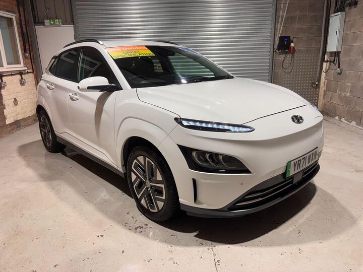 Hyundai KONA 64kWh Premium Auto 5dr (10.5kW Charger)