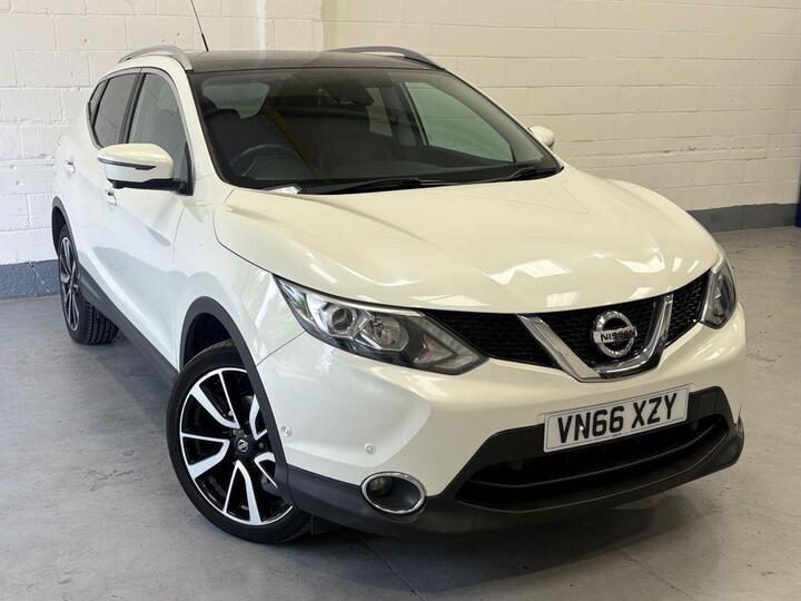 Nissan QASHQAI 1.5 DCi Tekna 2WD Euro 6 (s/s) 5dr