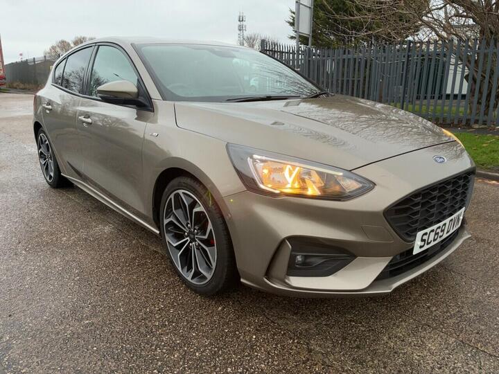 Ford FOCUS 1.0T EcoBoost ST-Line X Euro 6 (s/s) 5dr
