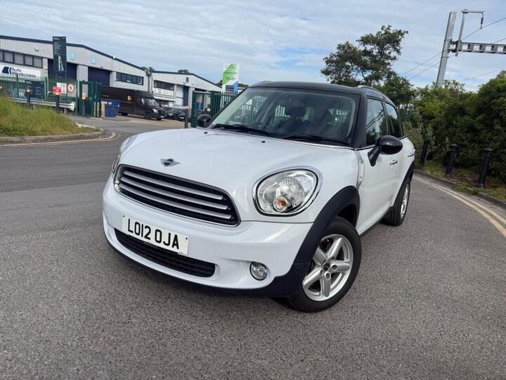 MINI COUNTRYMAN 1.6 Cooper Auto Euro 5 5dr