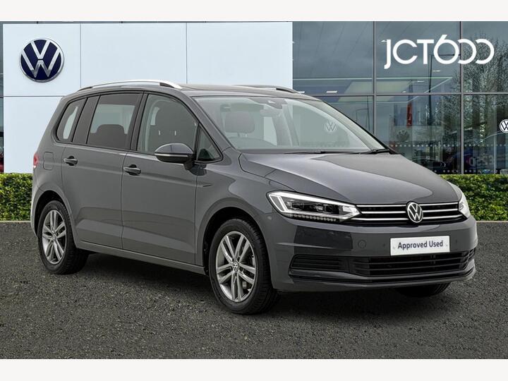 Volkswagen Touran 1.5 TSI EVO Match Euro 6 (s/s) 5dr Volkswagen Touran 1.5 TSI EVO Match Euro 6 (s/s) 5dr