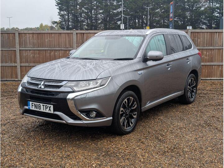 Mitsubishi OUTLANDER 2.0h 12kWh 4h CVT 4WD Euro 6 (s/s) 5dr Mitsubishi OUTLANDER 2.0h 12kWh 4h CVT 4WD Euro 6 (s/s) 5dr