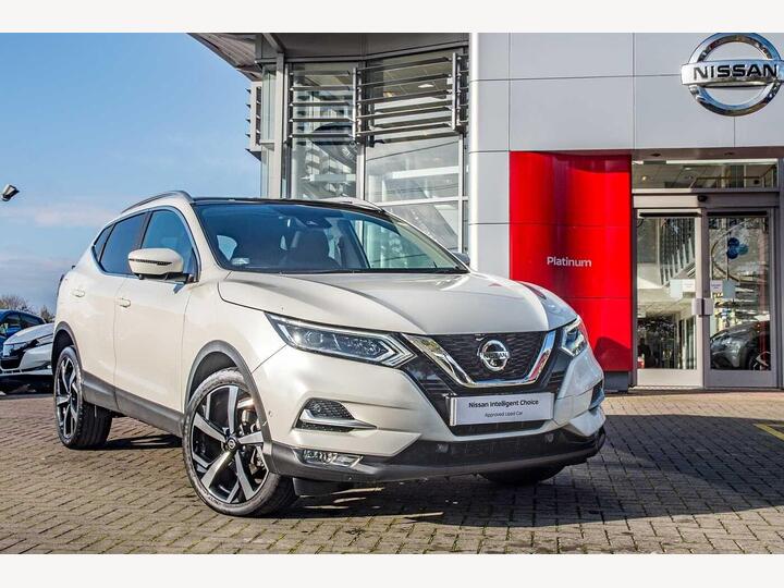 Nissan Qashqai 1.3 DIG-T Tekna Euro 6 (s/s) 5dr