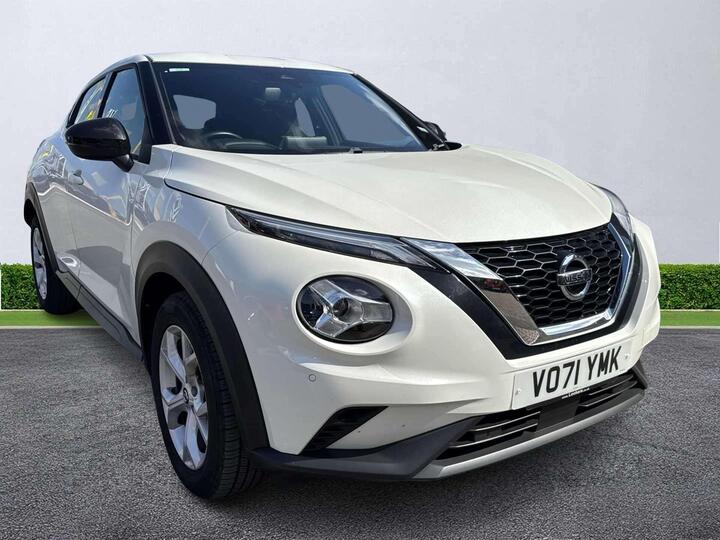 Nissan JUKE 1.0 DIG-T N-Connecta Euro 6 (s/s) 5dr