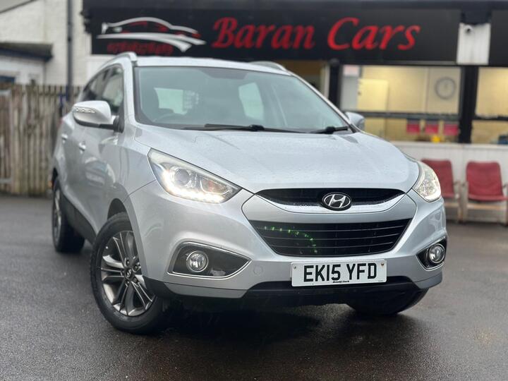 Hyundai Ix35 1.7 CRDi SE Euro 5 (s/s) 5dr (Nav) Hyundai Ix35 1.7 CRDi SE Euro 5 (s/s) 5dr (Nav)