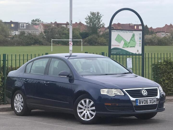 Volkswagen Passat 1.6 FSI S Tiptronic Euro 4 4dr