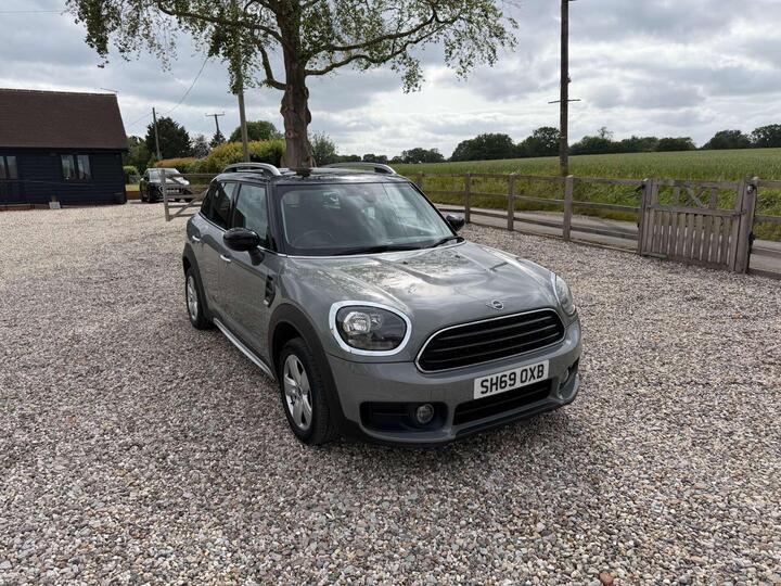 MINI COUNTRYMAN 1.5 Cooper Classic Euro 6 (s/s) 5dr