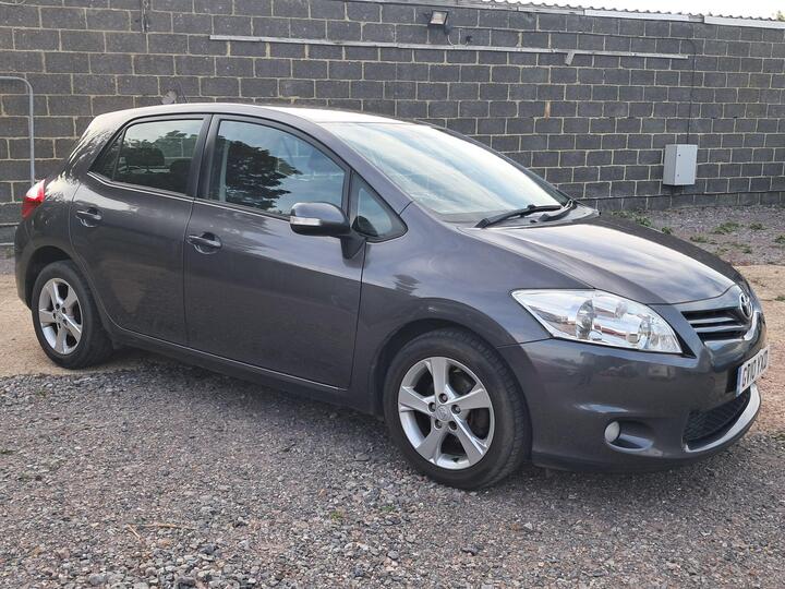 Toyota Auris 1.6 V-Matic TR Euro 5 5dr