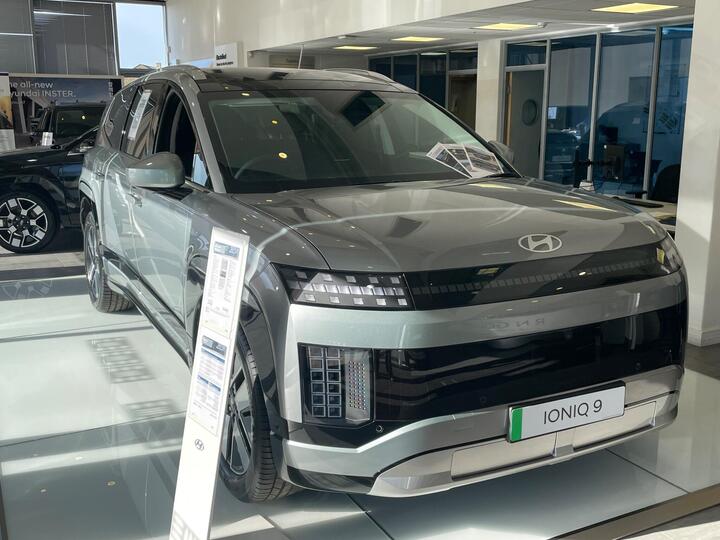 Hyundai IONIQ 9 110kWh Ultimate Auto AWD 5dr