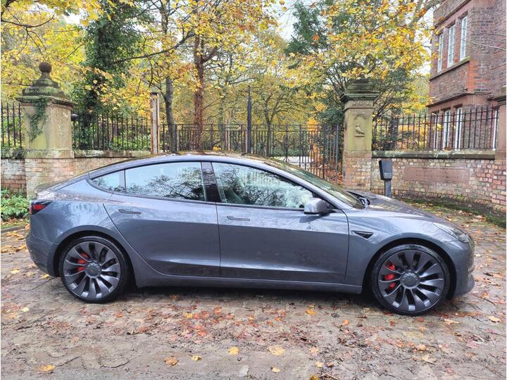 Tesla Model 3 (Dual Motor) Performance Auto 4WDE 4dr (Performance Upgrade)