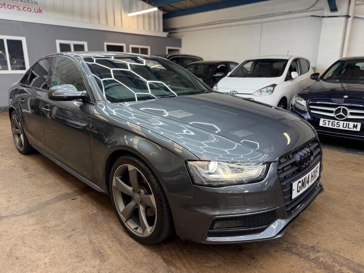 Audi A4 2.0 TDI Black Edition S Tronic Quattro Euro 5 (s/s) 4dr
