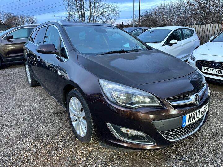 Vauxhall Astra 2.0 CDTi SE Sports Tourer Euro 5 (s/s) 5dr