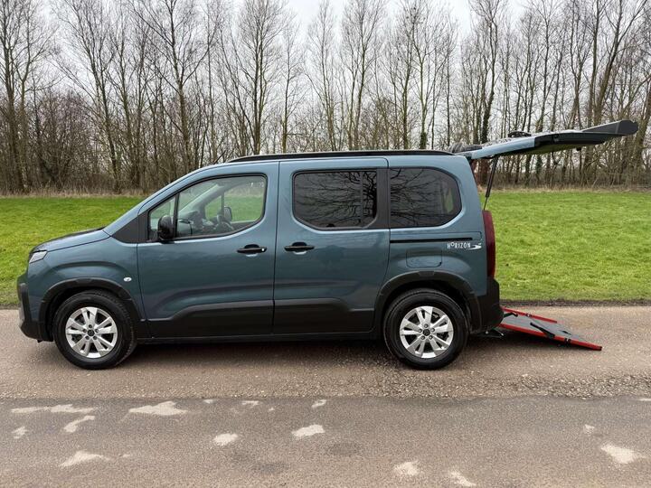 Peugeot Rifter 1.5 Horizon RE 1.5 HDi *NEW SHAPE* WHEELCHAIR ACCESSIBLE VEHICLE WAV Peugeot Rifter 1.5 Horizon RE 1.5 HDi *NEW SHAPE* WHEELCHAIR ACCESSIBLE VEHICLE WAV