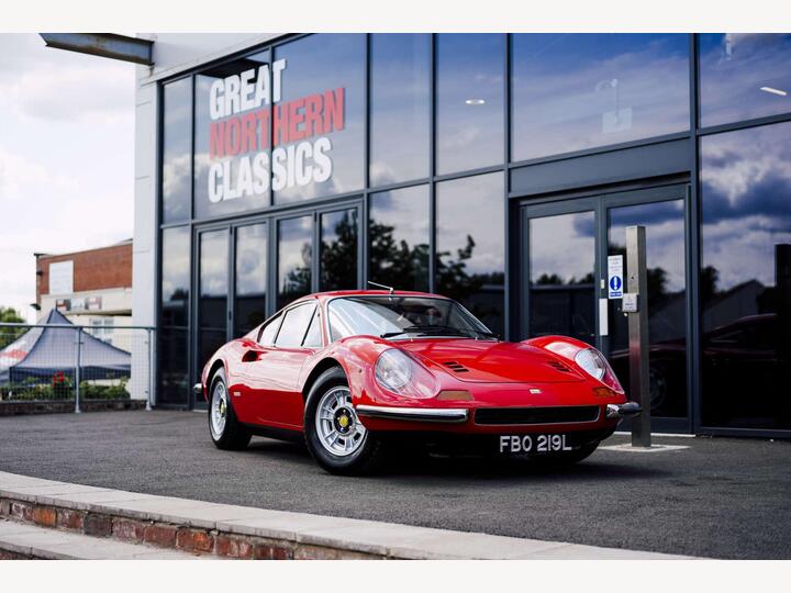 Ferrari DINO GT Ferrari DINO GT