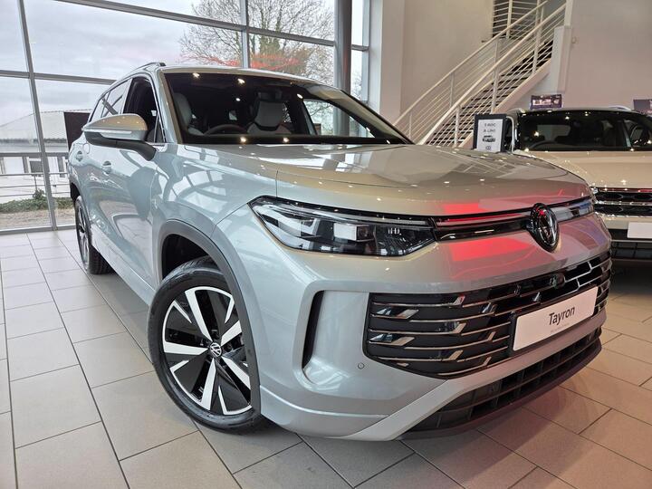 Volkswagen Tayron 1.5 TSI EHybrid 19.7kWh Elegance DSG Euro 6 (s/s) 5dr