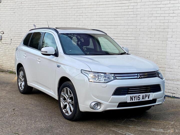 Mitsubishi Outlander 2.0h 12kWh GX4h CVT 4WD Euro 5 (s/s) 5dr