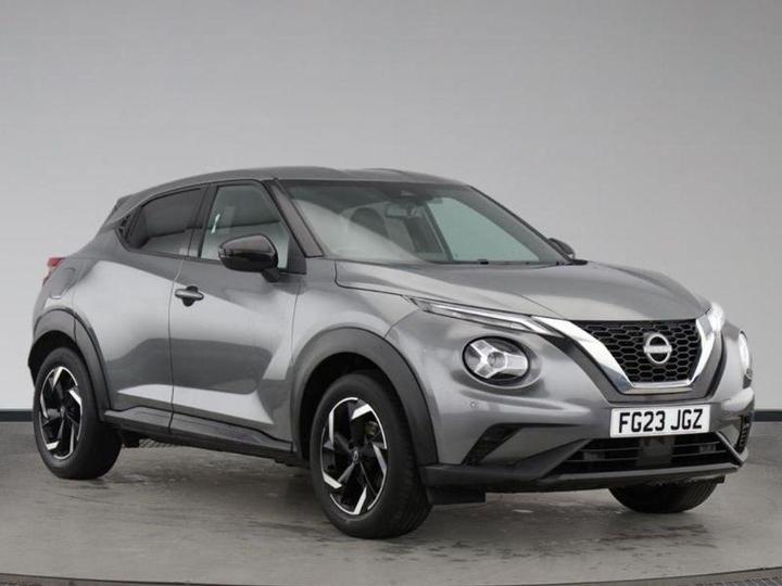Nissan JUKE 1.0 DIG-T N-Connecta Euro 6 (s/s) 5dr
