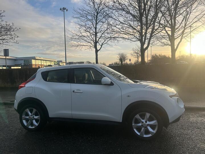 Nissan Juke 1.6 Acenta Euro 5 (s/s) 5dr