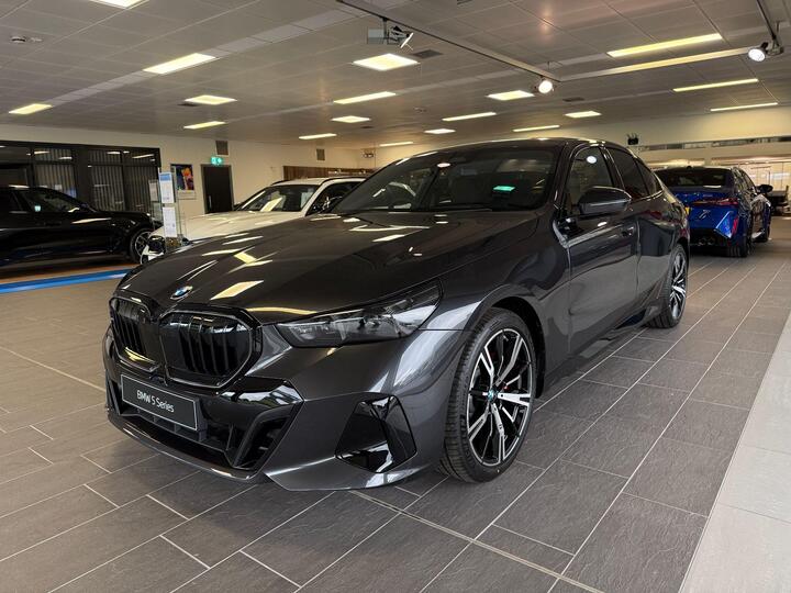 BMW 5 Series 2.0 520i MHT M Sport Pro Steptronic Euro 6 (s/s) 4dr