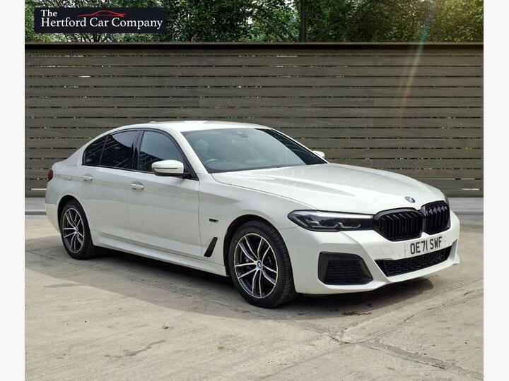 BMW 5 SERIES 2.0 530e 12kWh M Sport Steptronic XDrive Euro 6 (s/s) 4dr BMW 5 SERIES 2.0 530e 12kWh M Sport Steptronic XDrive Euro 6 (s/s) 4dr