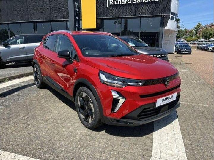 Renault Captur 1.8 E-TECH Techno Auto Euro 6 (s/s) 5dr