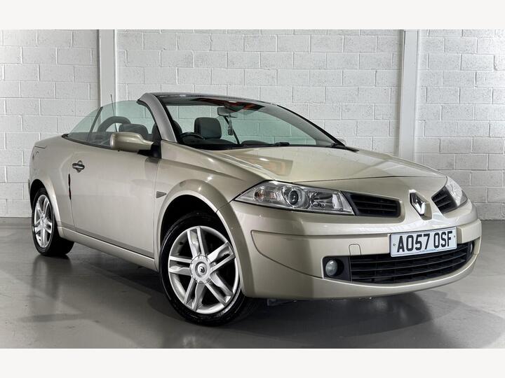 Renault MEGANE 1.6 VVT Dynamique S 2dr