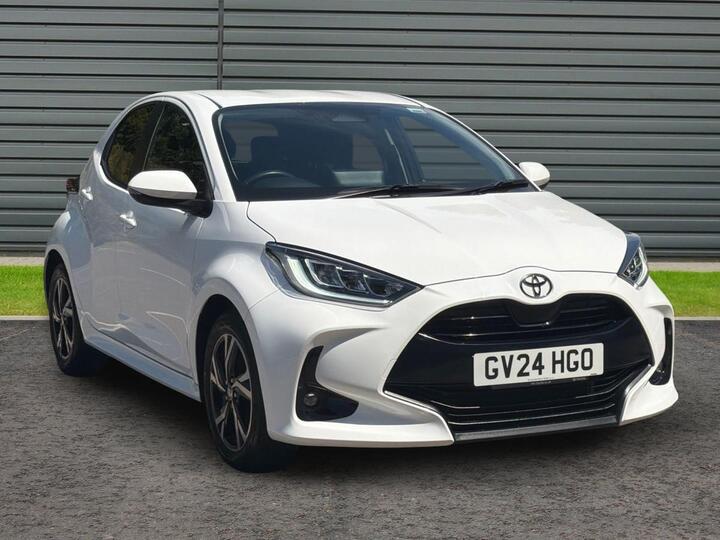 Toyota Yaris 1.5 VVT-h Design E-CVT Euro 6 (s/s) 5dr