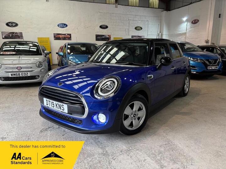 MINI Hatch 1.5 Cooper Classic Steptronic Euro 6 (s/s) 5dr