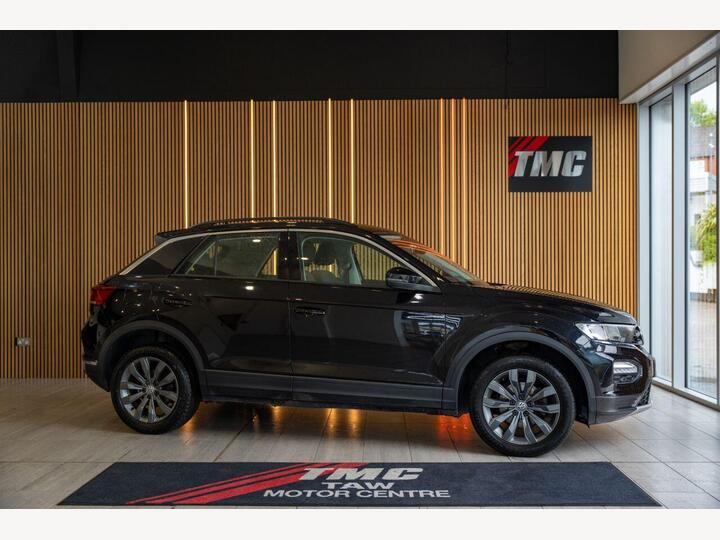Volkswagen T-ROC 1.0 TSI SE Euro 6 (s/s) 5dr Volkswagen T-ROC 1.0 TSI SE Euro 6 (s/s) 5dr