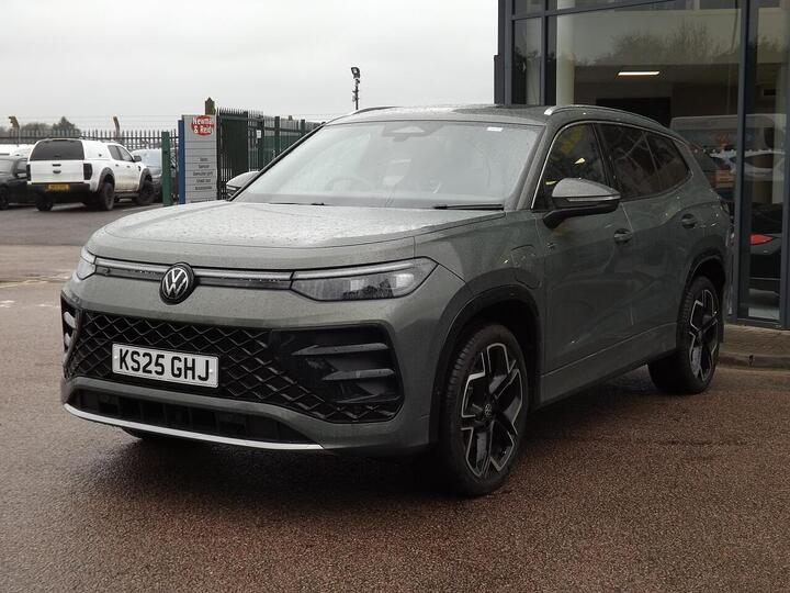 Volkswagen Tayron 1.5 TSI EHybrid 19.7kWh R-Line Edition DSG Euro 6 (s/s) 5dr