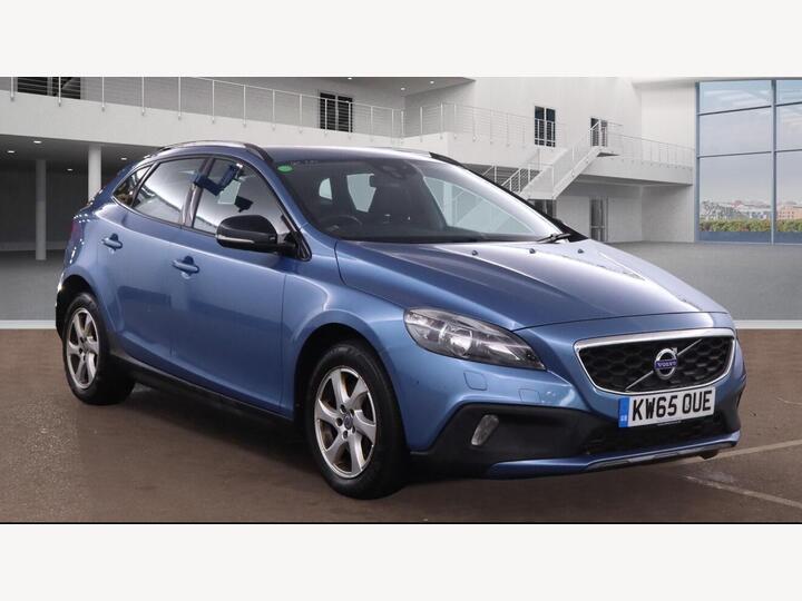 Volvo V40 Cross Country 2.0 D3 SE Nav Euro 6 (s/s) 5dr Volvo V40 Cross Country 2.0 D3 SE Nav Euro 6 (s/s) 5dr