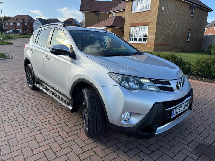Toyota RAV4 2.2 D-4D Invincible 4WD Euro 5 5dr
